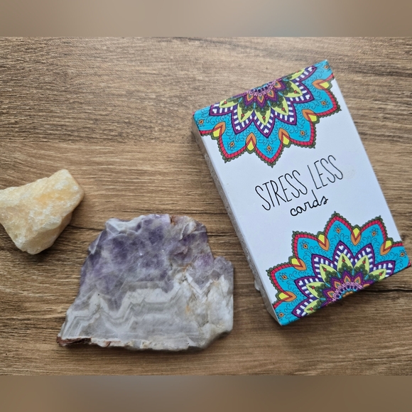 MAGICAL BUNDLE 🔮✨️🪄 2 CRYSTALS & DECK OF STRESS LESS CARDS - HEALING VIBES - Picture 1 of 14